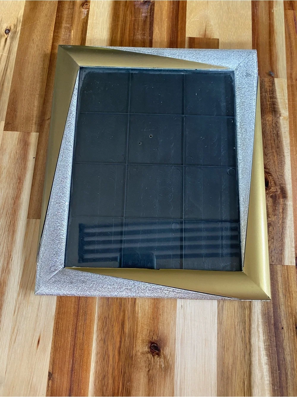 Gold & Silver Plastic 8x10 Photo Frame Freestanding Tabletop Easel Back Stand